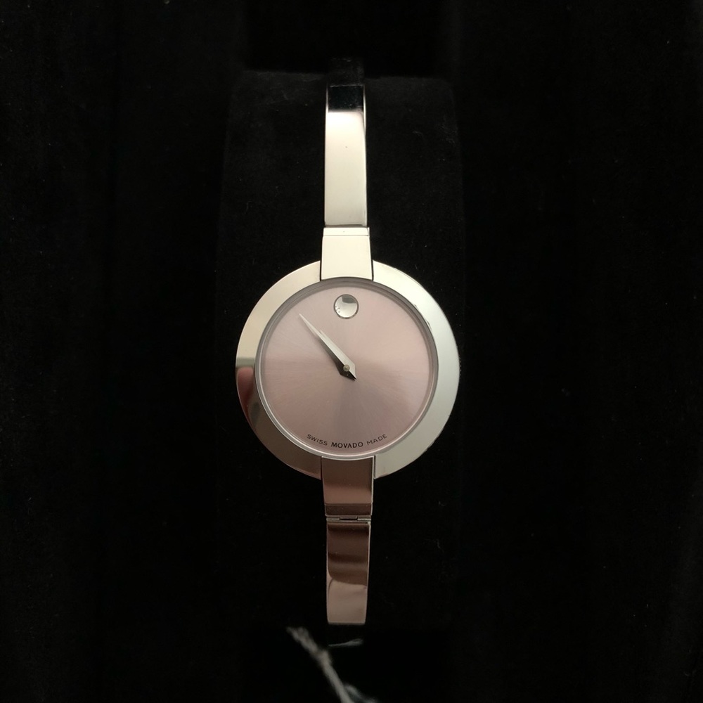 New Movado Bela Pink & Silver Ladies Watch 606059